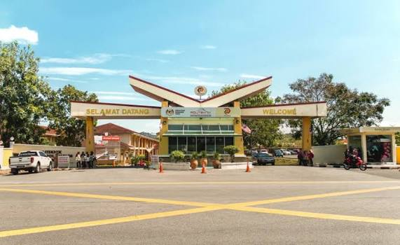 POLIMAS Gate